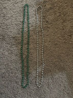 Green and Silver Beaded Necklace Set